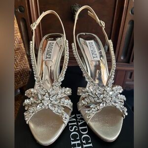 New Badgley Mischka Jacqueline Crystal Jeweled Embellished Sandal Heels